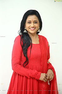 Suma Kanakala at Jayamma Panchayathi Movie Teaser Launch