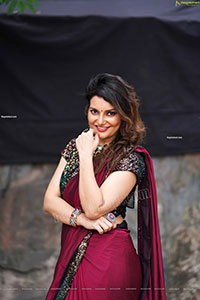 Nisha Singh Rajput in Dark Pink Saree