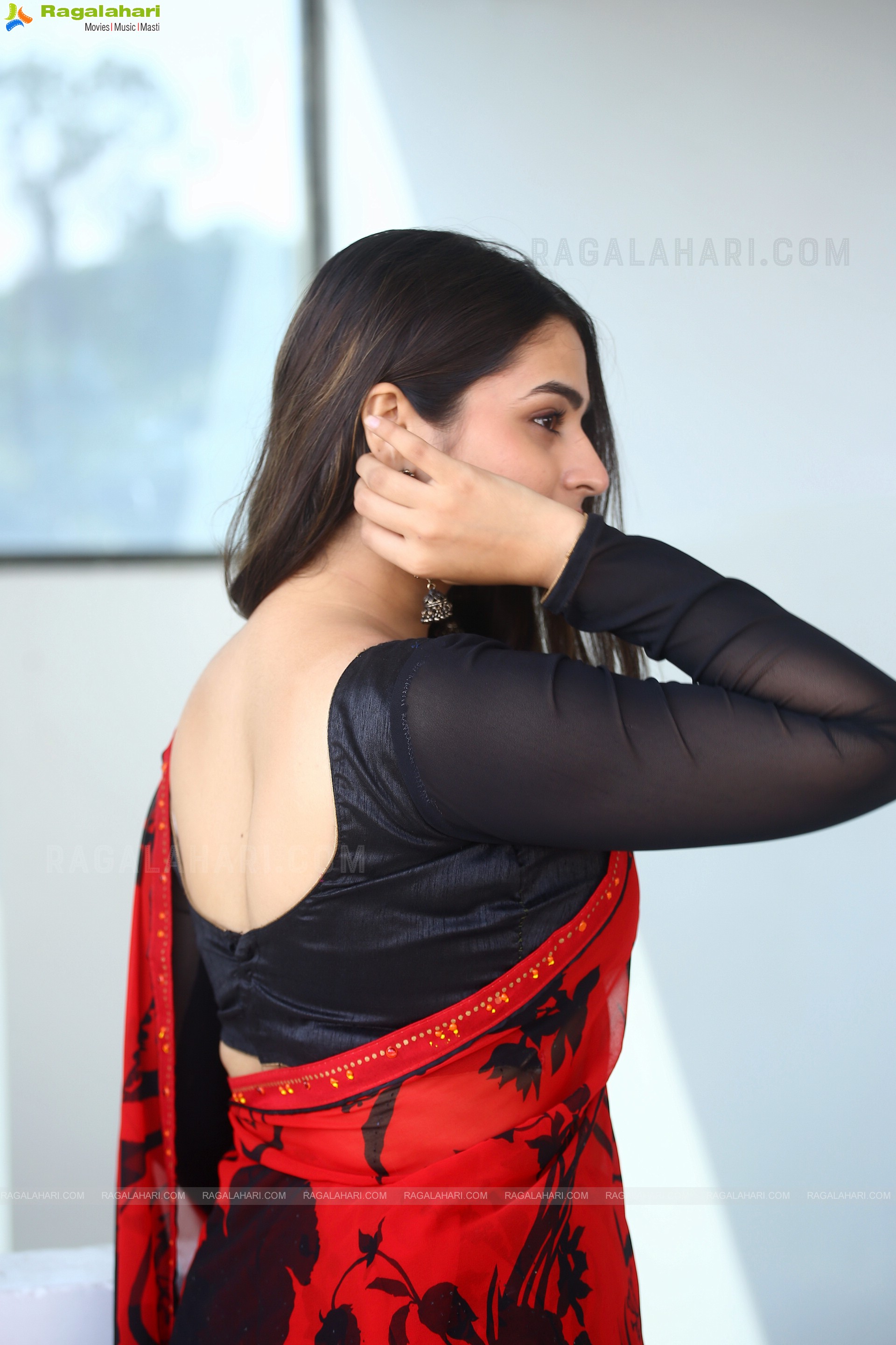 Ayesha Singh at Mukhachitram Movie Interview, HD Photo Gallery