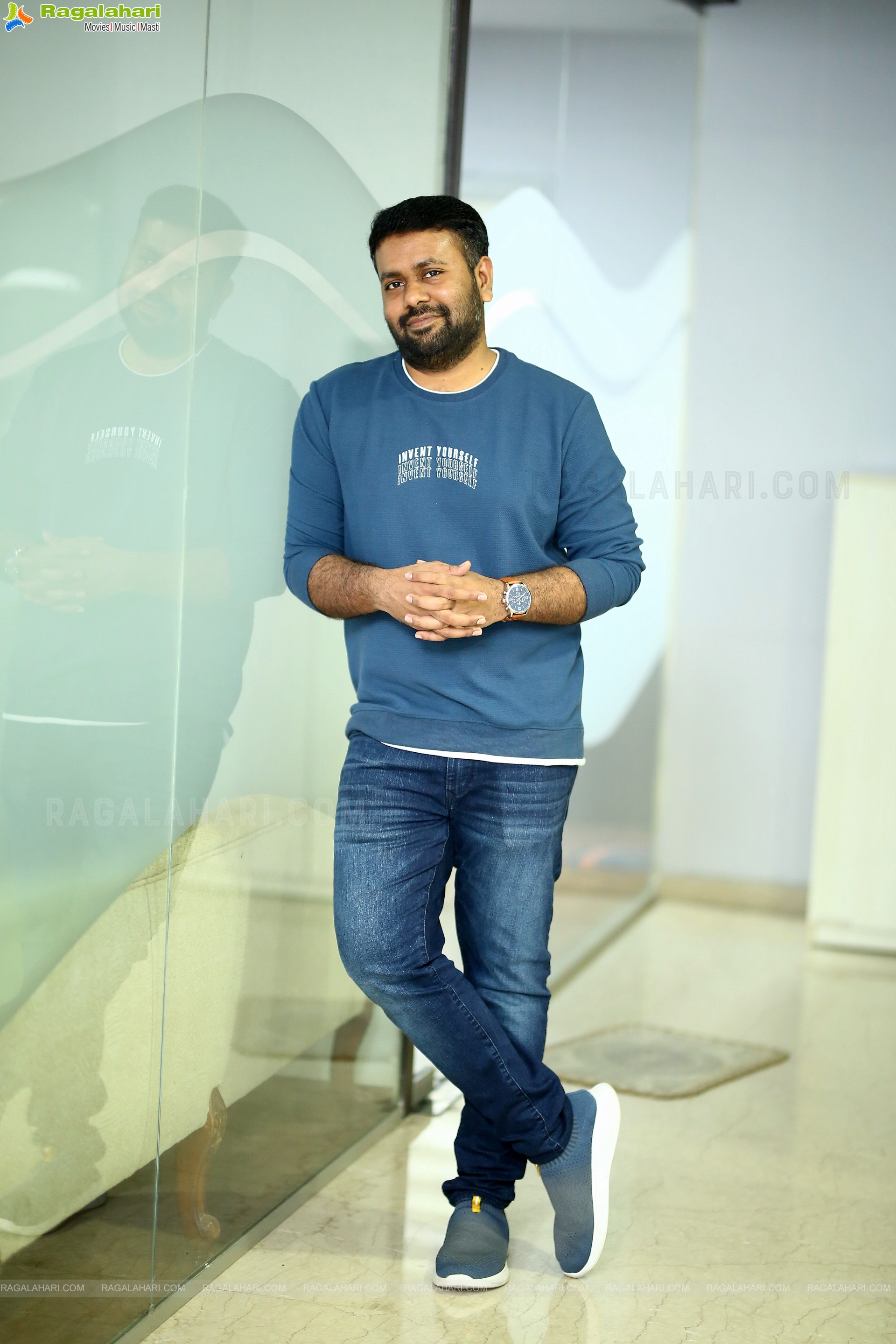 Director Ashwin Saravanan at Connect Movie Interview, HD Photo Gallery