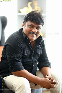 Director Trinadha Rao Nakkina at Dhamaka Interview
