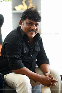 Director Trinadha Rao Nakkina at Dhamaka Interview