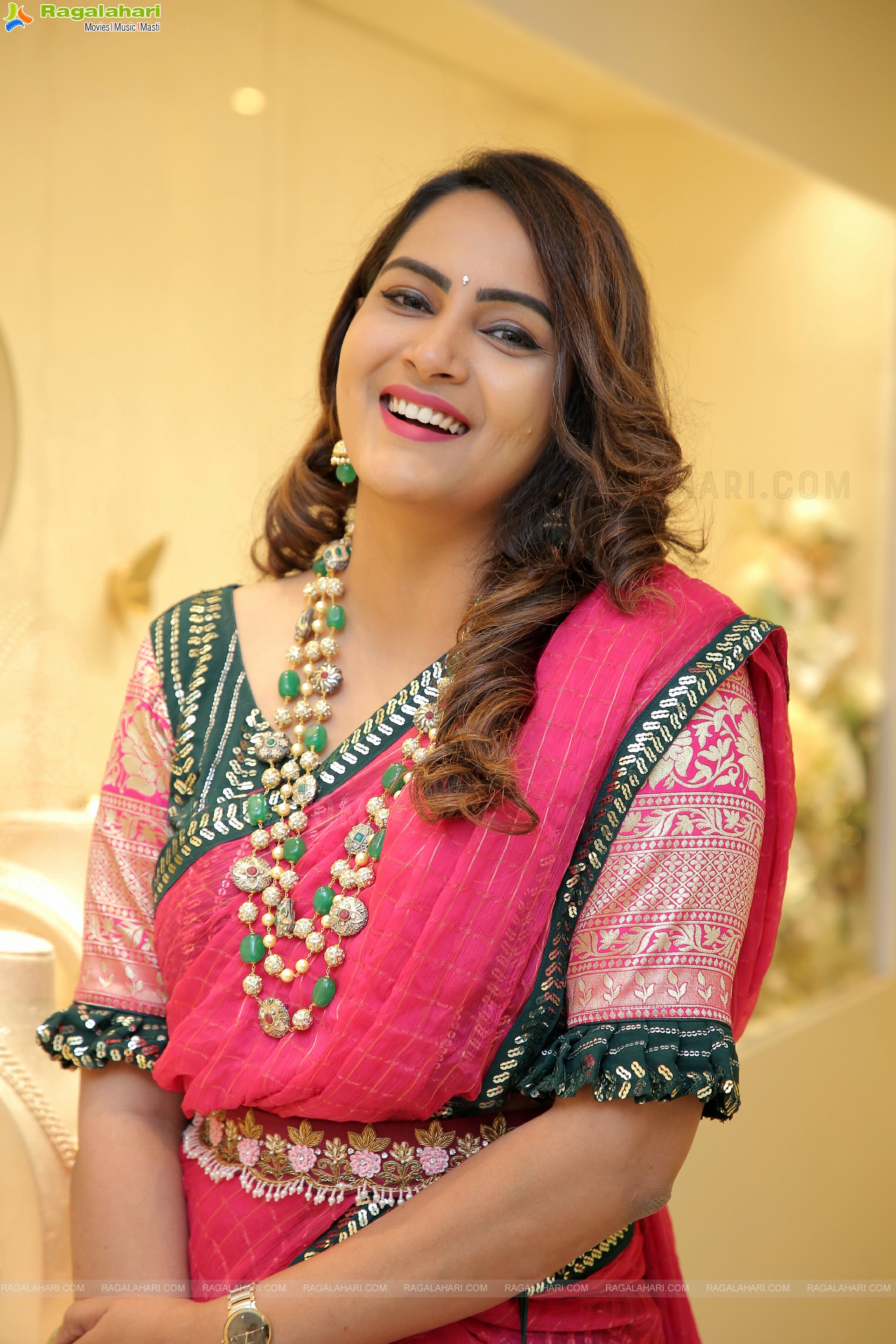 Himaja at Sutraa Exhibition Wedding Special Launch, HD Photo Gallery