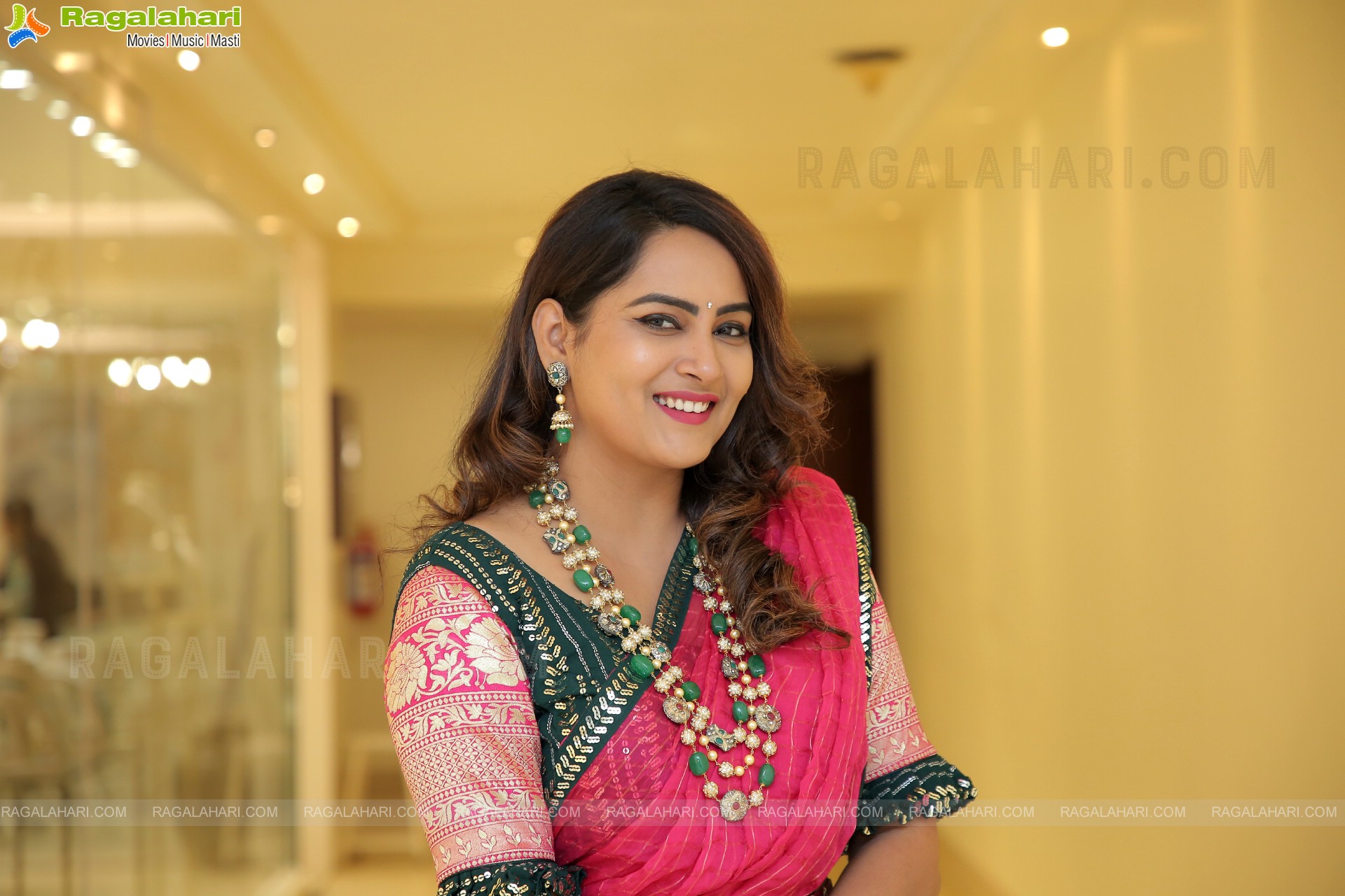 Himaja at Sutraa Exhibition Wedding Special Launch, HD Photo Gallery