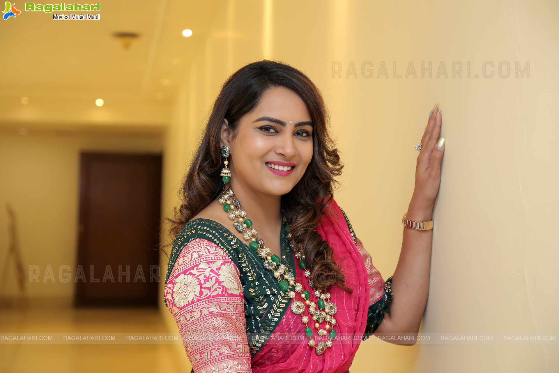 Himaja at Sutraa Exhibition Wedding Special Launch, HD Photo Gallery