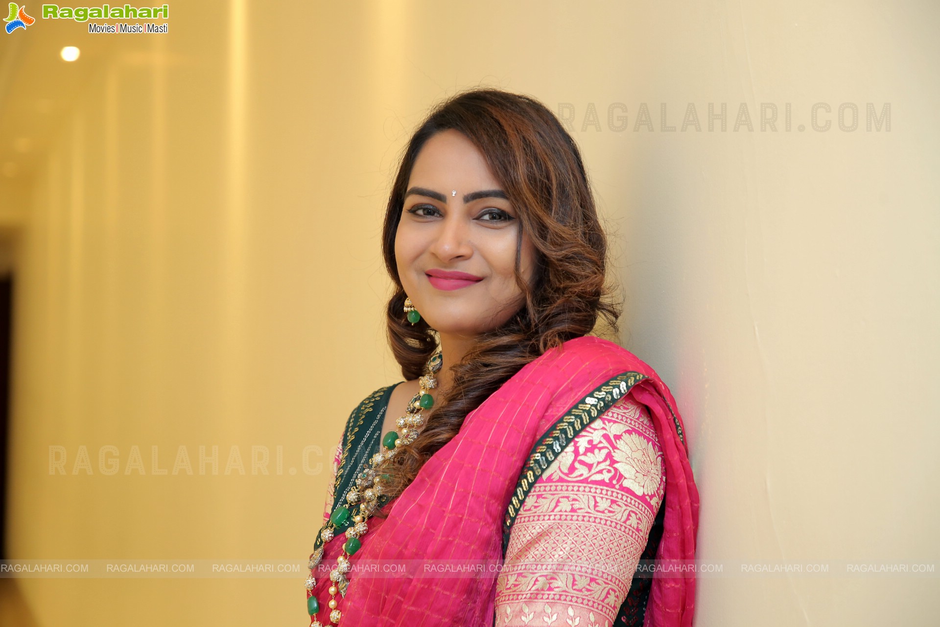 Himaja at Sutraa Exhibition Wedding Special Launch, HD Photo Gallery