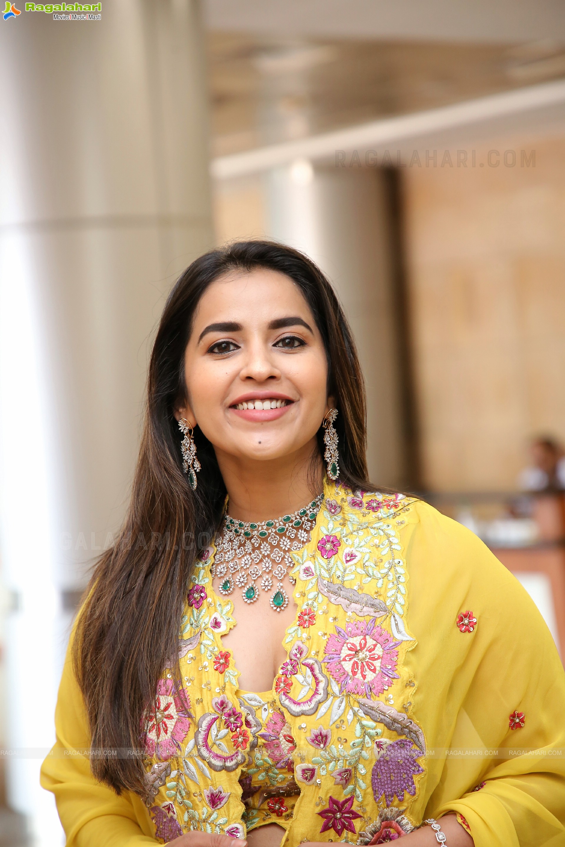 Komalee Prasad at Hi Life Brides Hyderabad December 2022, HD Photo Gallery