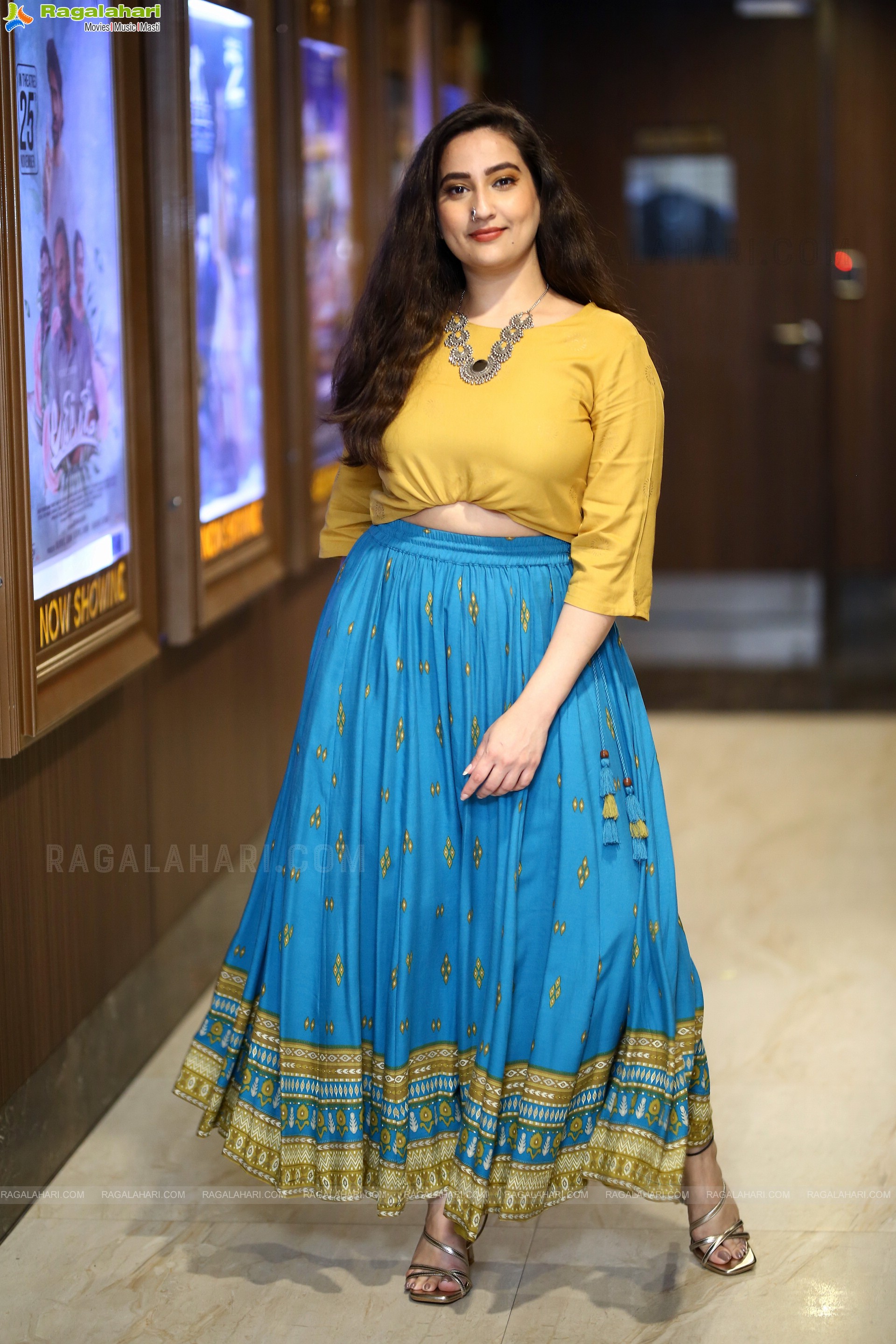 Anchor Manjusha at 18 Pages Movie Trailer Launch, HD Photo Gallery