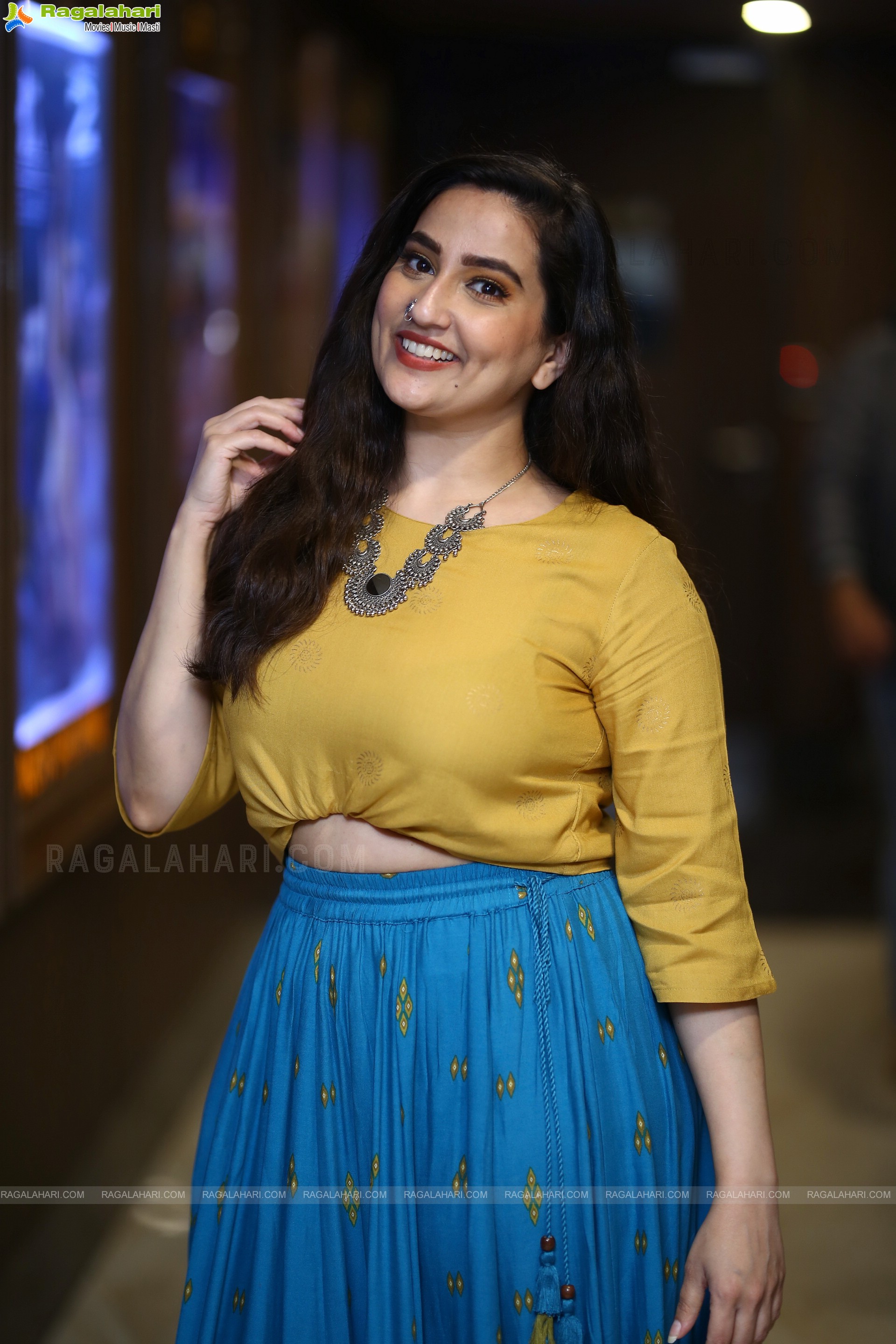 Anchor Manjusha at 18 Pages Movie Trailer Launch, HD Photo Gallery