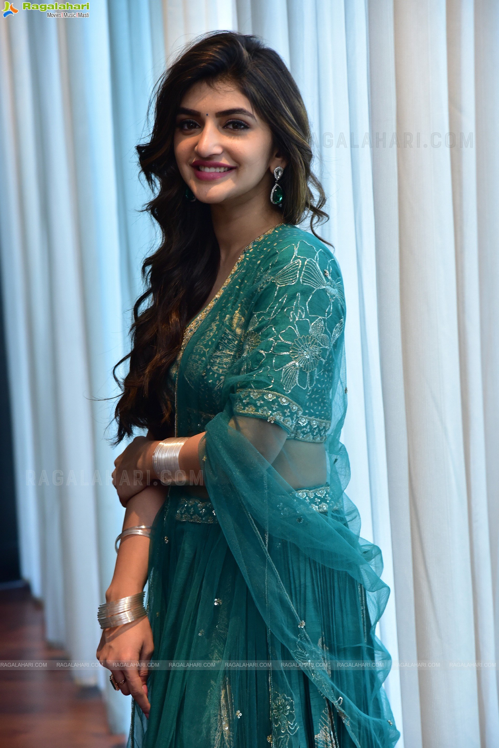 Sree Leela at Dhamaka Movie Q&A Press Meet, HD Photo Gallery
