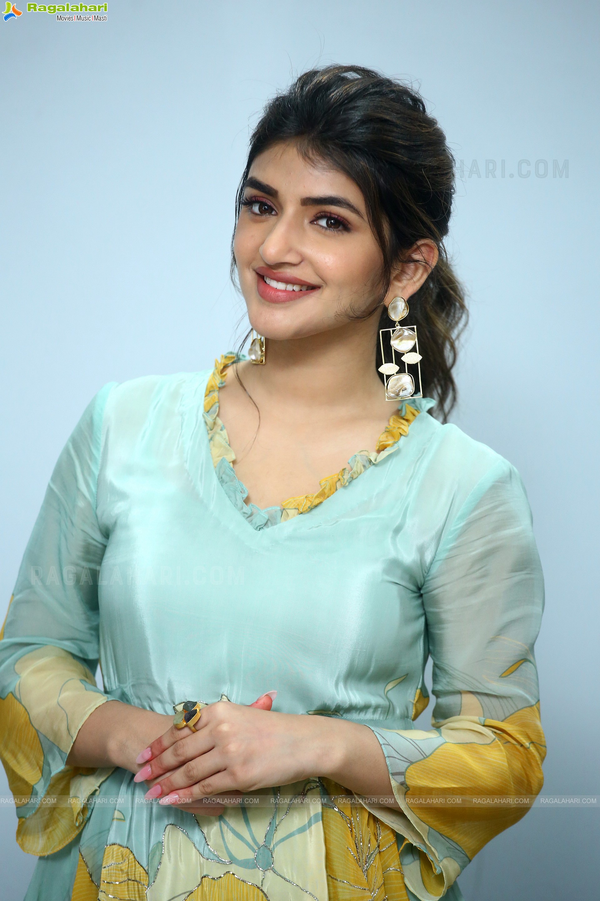 Sree Leela at Dhamaka Movie Interview, HD Photo Gallery