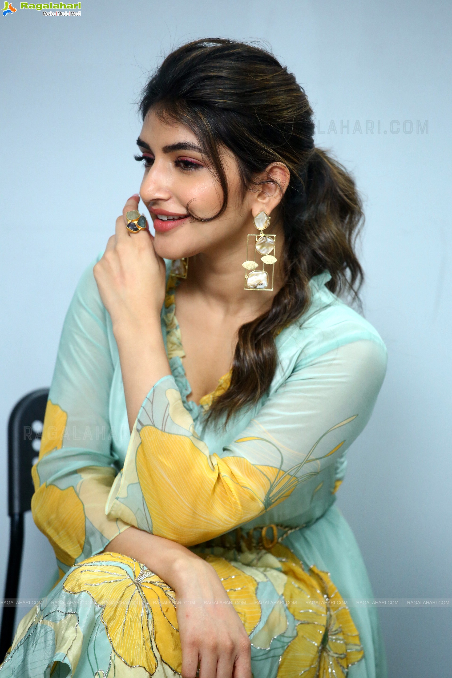 Sree Leela at Dhamaka Movie Interview, HD Photo Gallery