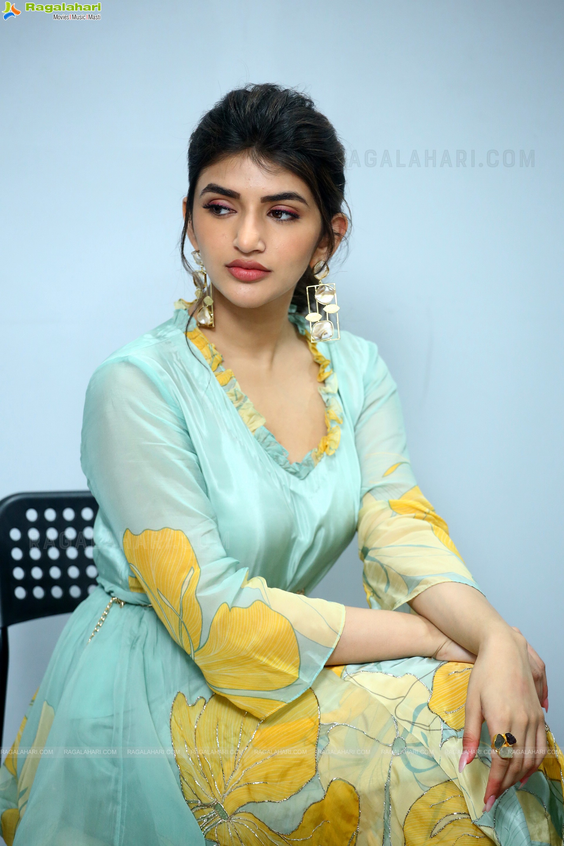 Sree Leela at Dhamaka Movie Interview, HD Photo Gallery