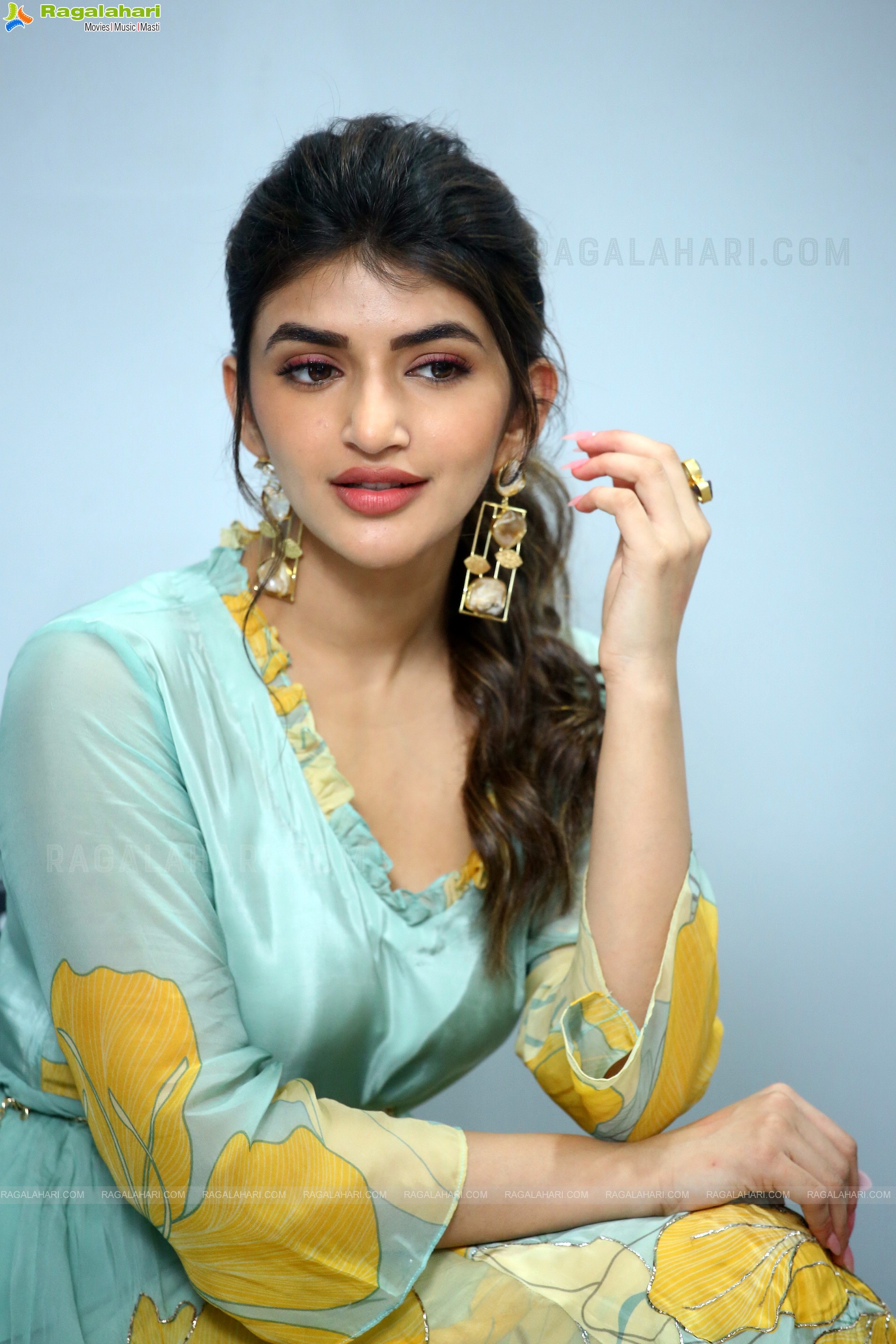 Sree Leela at Dhamaka Movie Interview, HD Photo Gallery