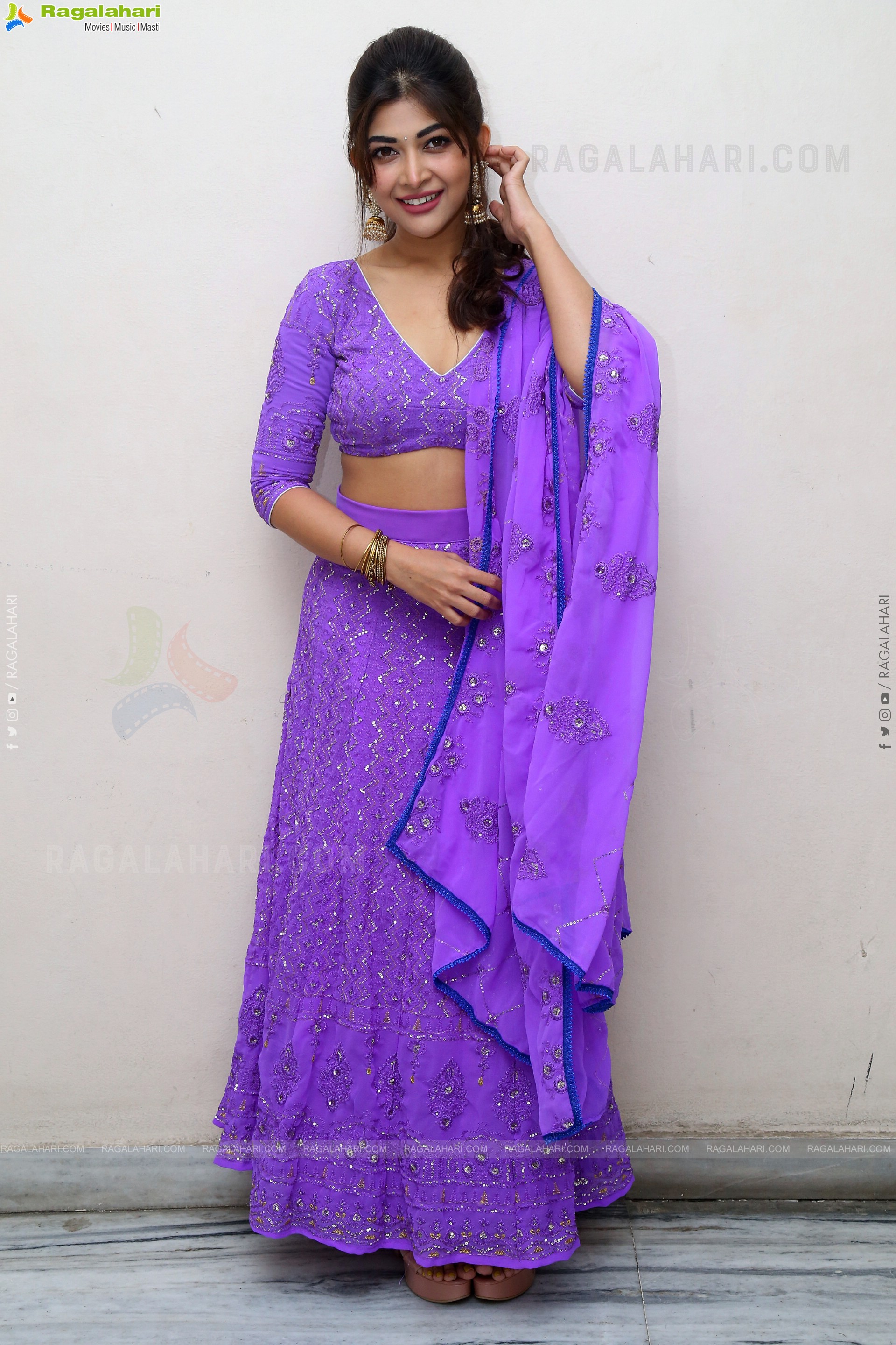 Srijitha Ghosh at Katha Venuka Katha Movie First Look Launch, HD Photo Gallery