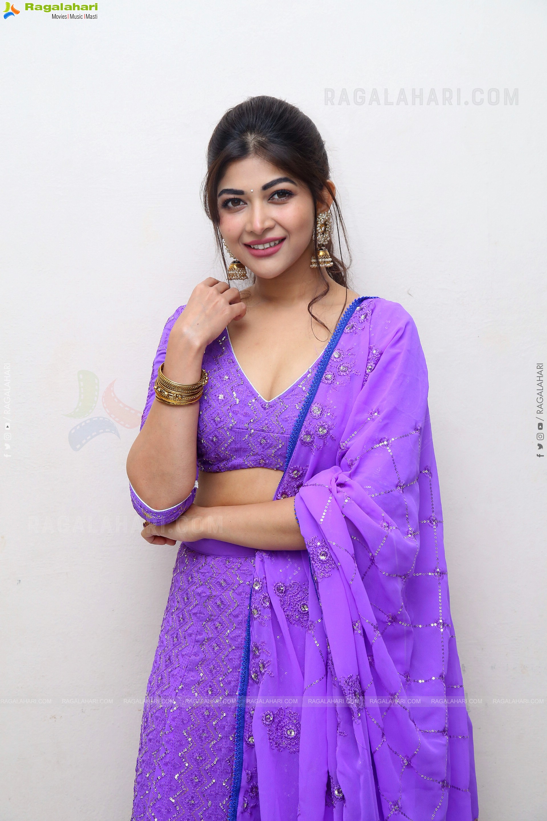 Srijitha Ghosh at Katha Venuka Katha Movie First Look Launch, HD Photo Gallery