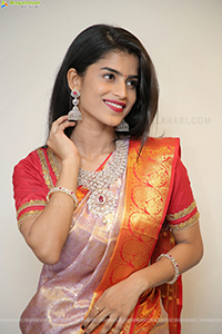 Srilekha Poses With Jewellery