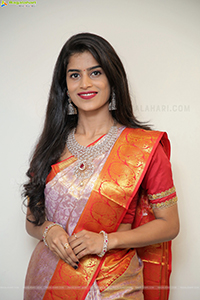 Srilekha Poses With Jewellery