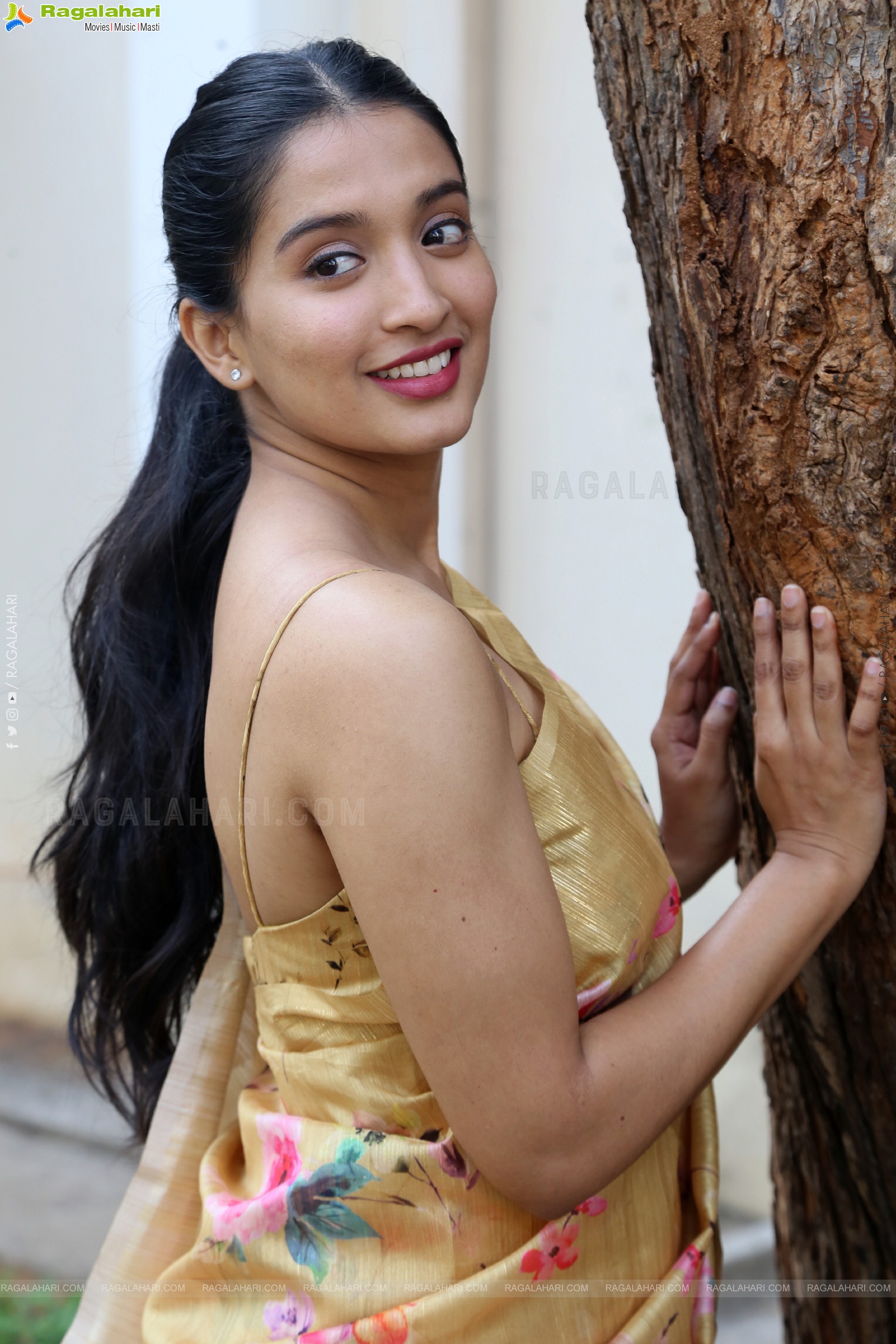 Bhavana Vazhapandal at Mayalo Movie Press Meet, HD Gallery