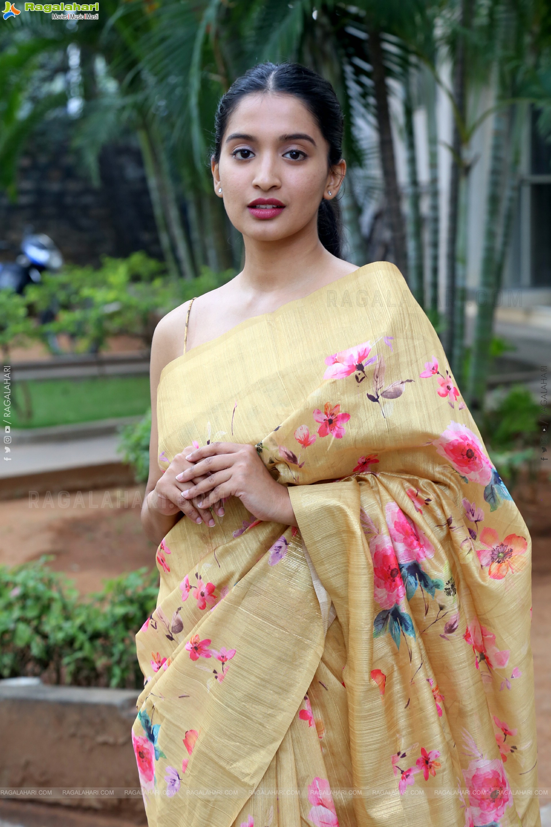 Bhavana Vazhapandal at Mayalo Movie Press Meet, HD Gallery