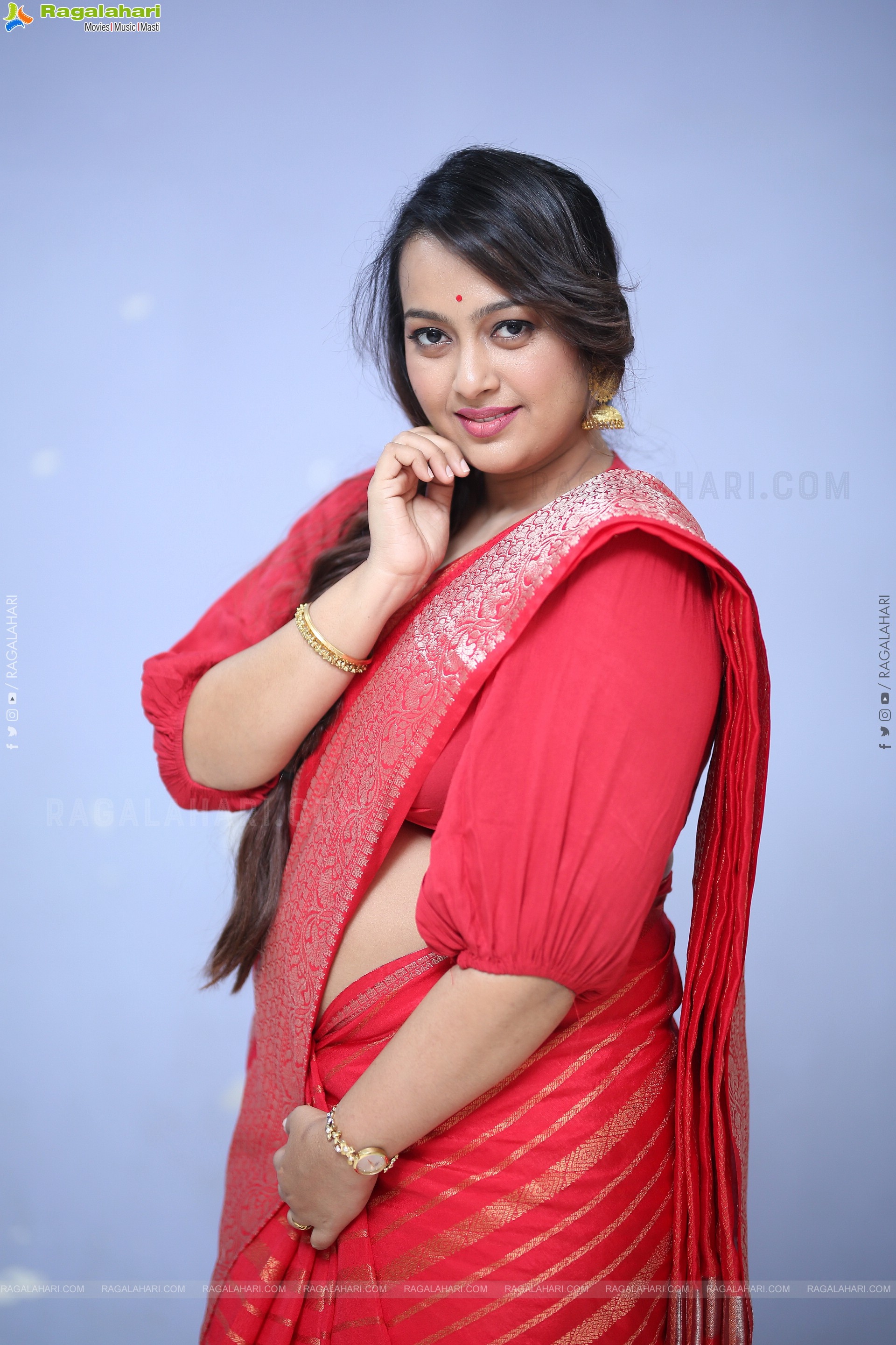 Ester Valerie Noronh at Maya Teaser Launch, HD Gallery