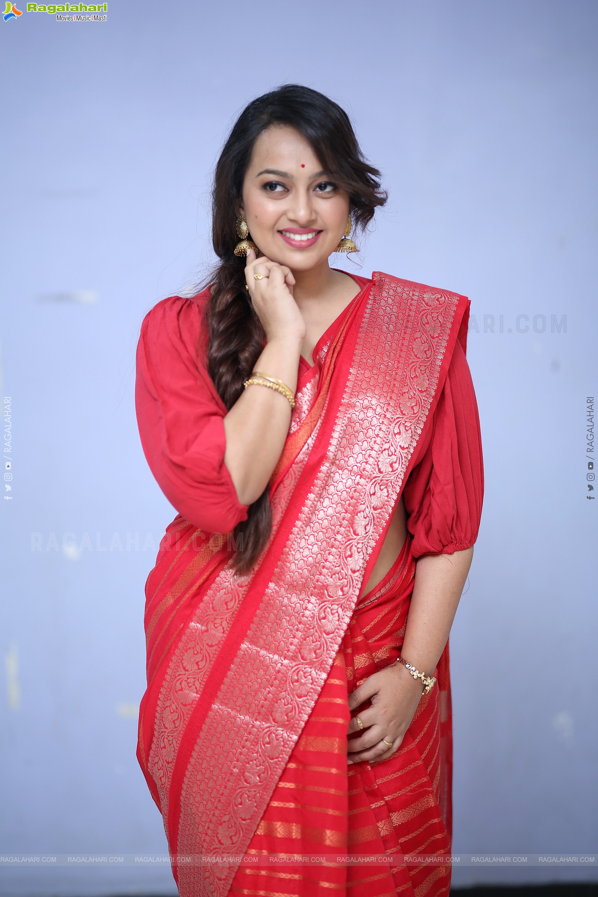 Ester Valerie Noronh at Maya Teaser Launch, HD Gallery