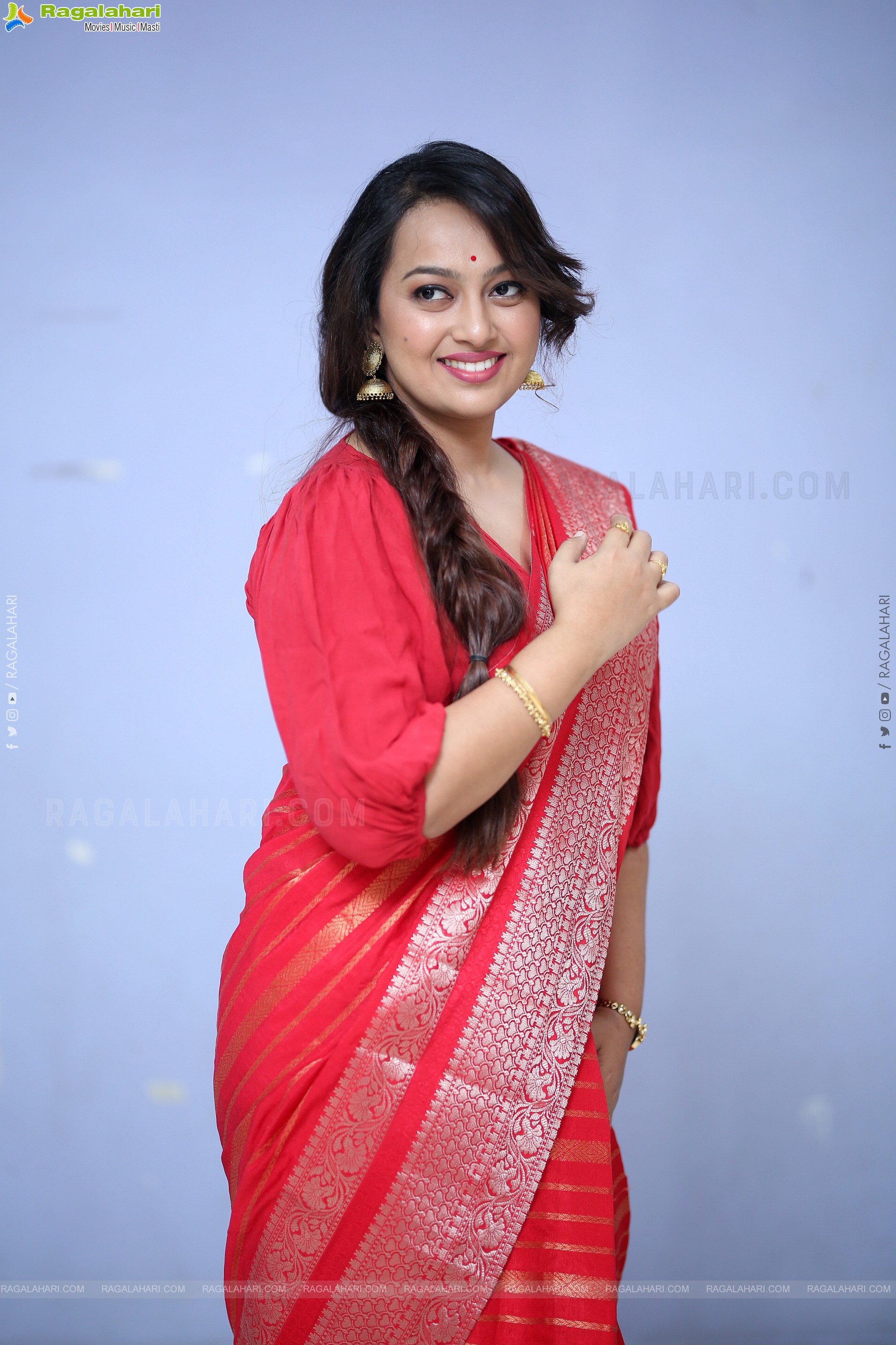 Ester Valerie Noronh at Maya Teaser Launch, HD Gallery