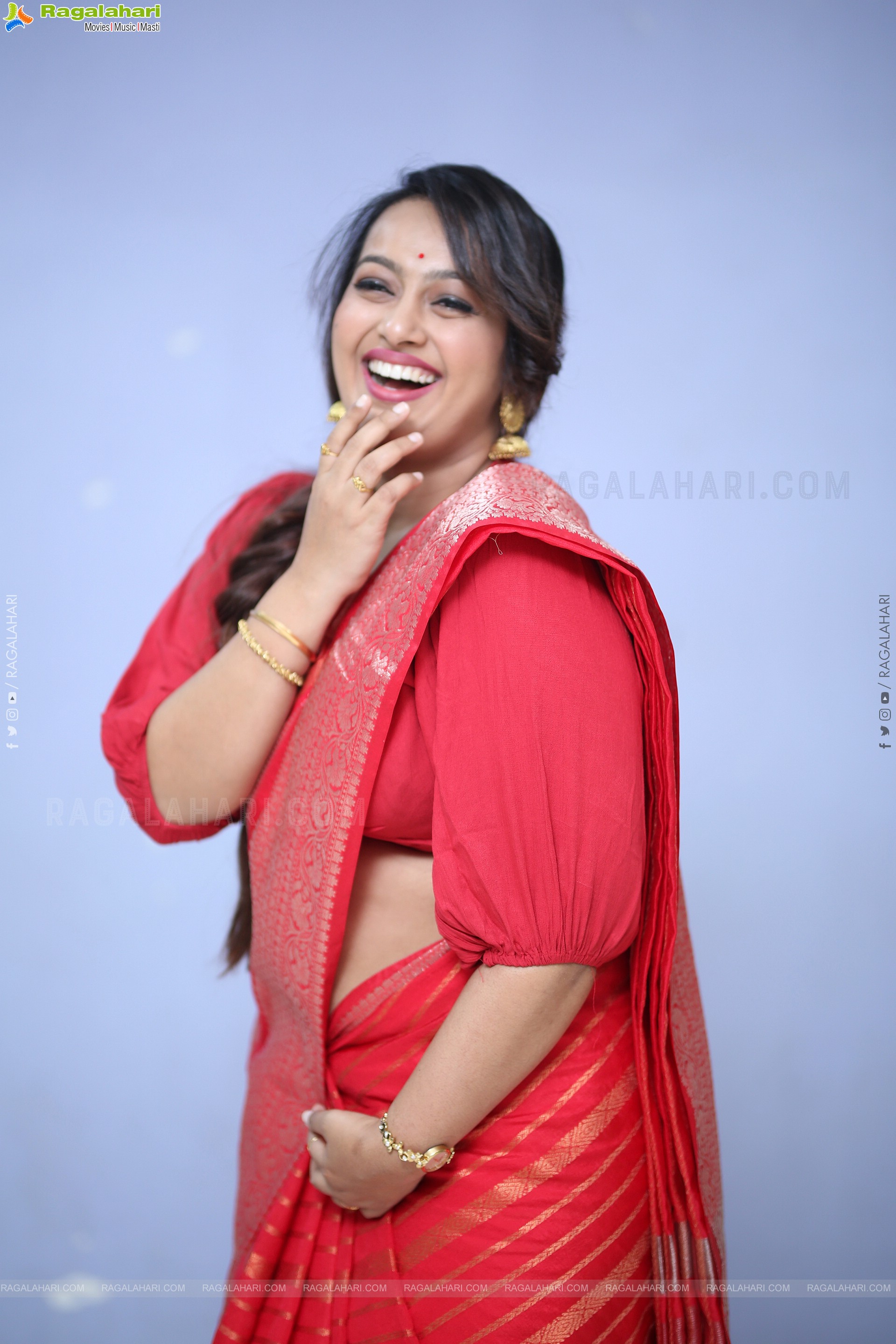 Ester Valerie Noronh at Maya Teaser Launch, HD Gallery