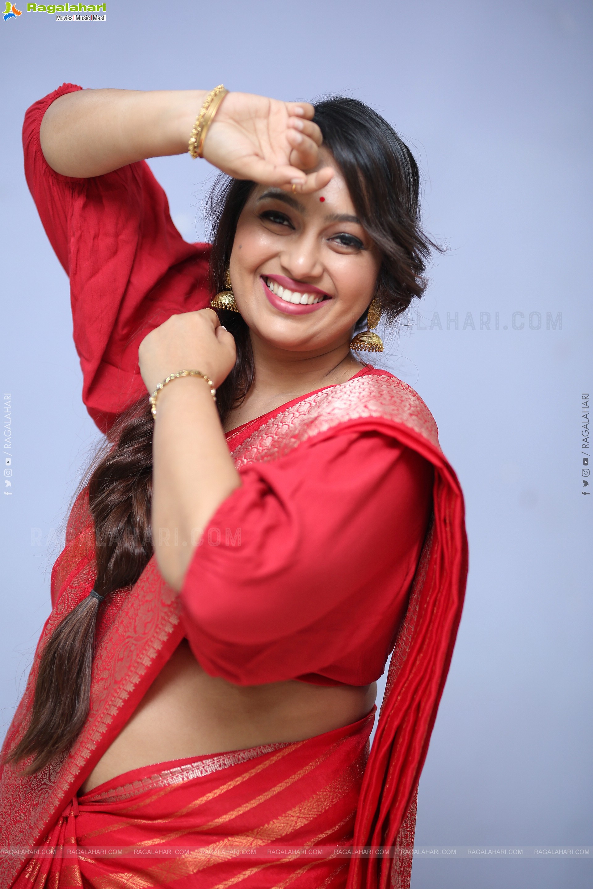 Ester Valerie Noronh at Maya Teaser Launch, HD Gallery