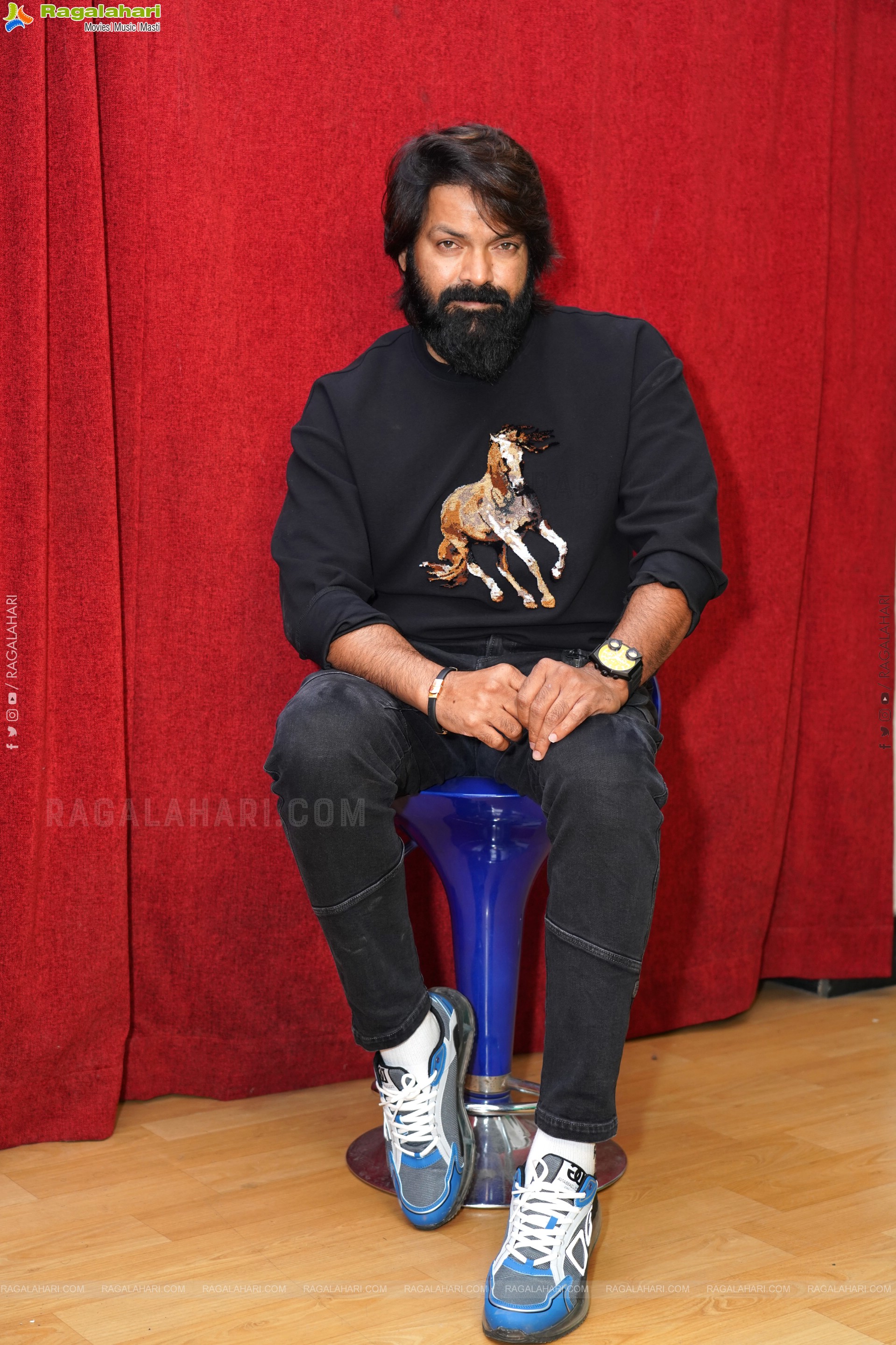 Indrasena at Badmash Gallaki Bumper Offer Interview, HD Gallery