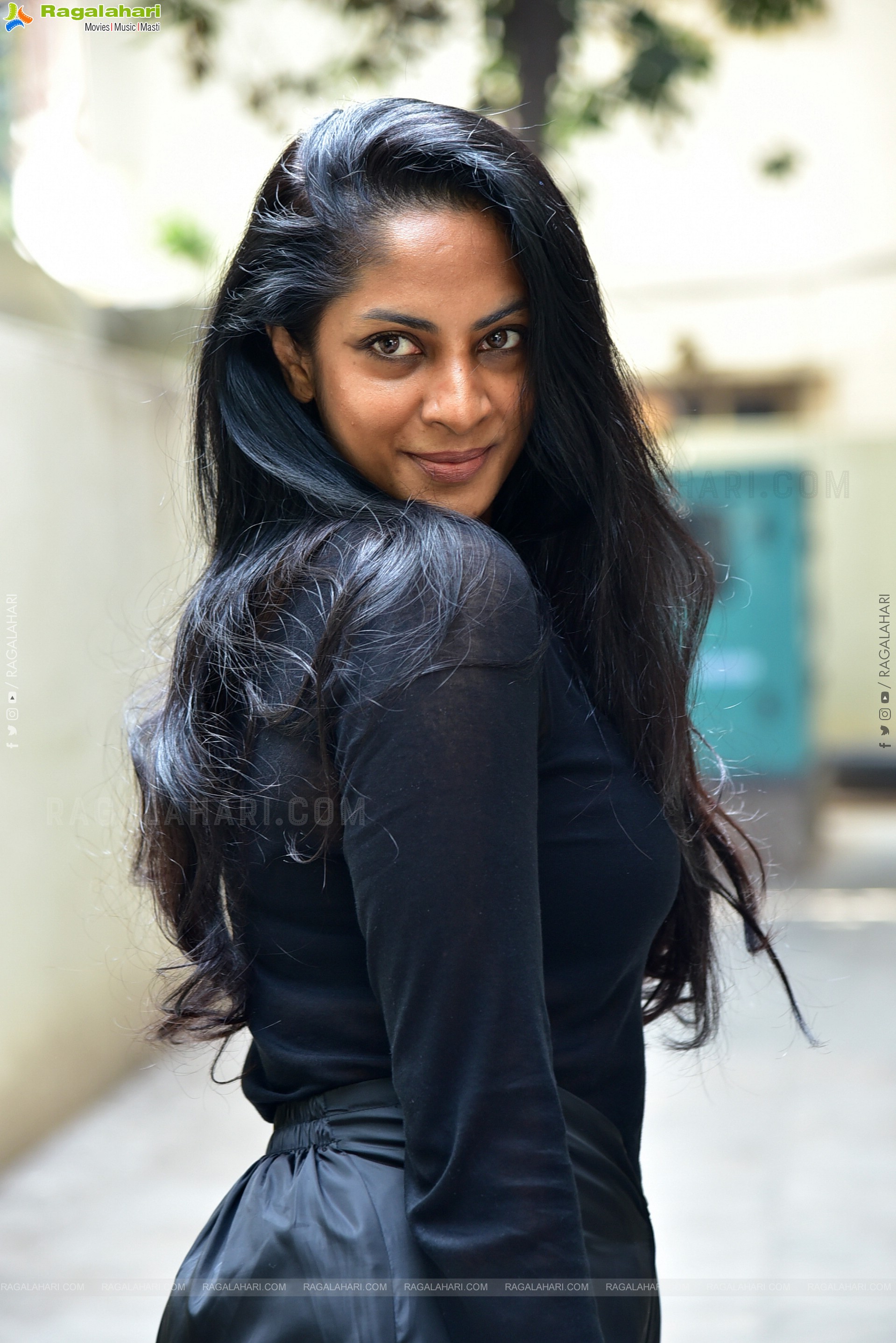 Sriya Reddy at Salaar Interview, HD Gallery