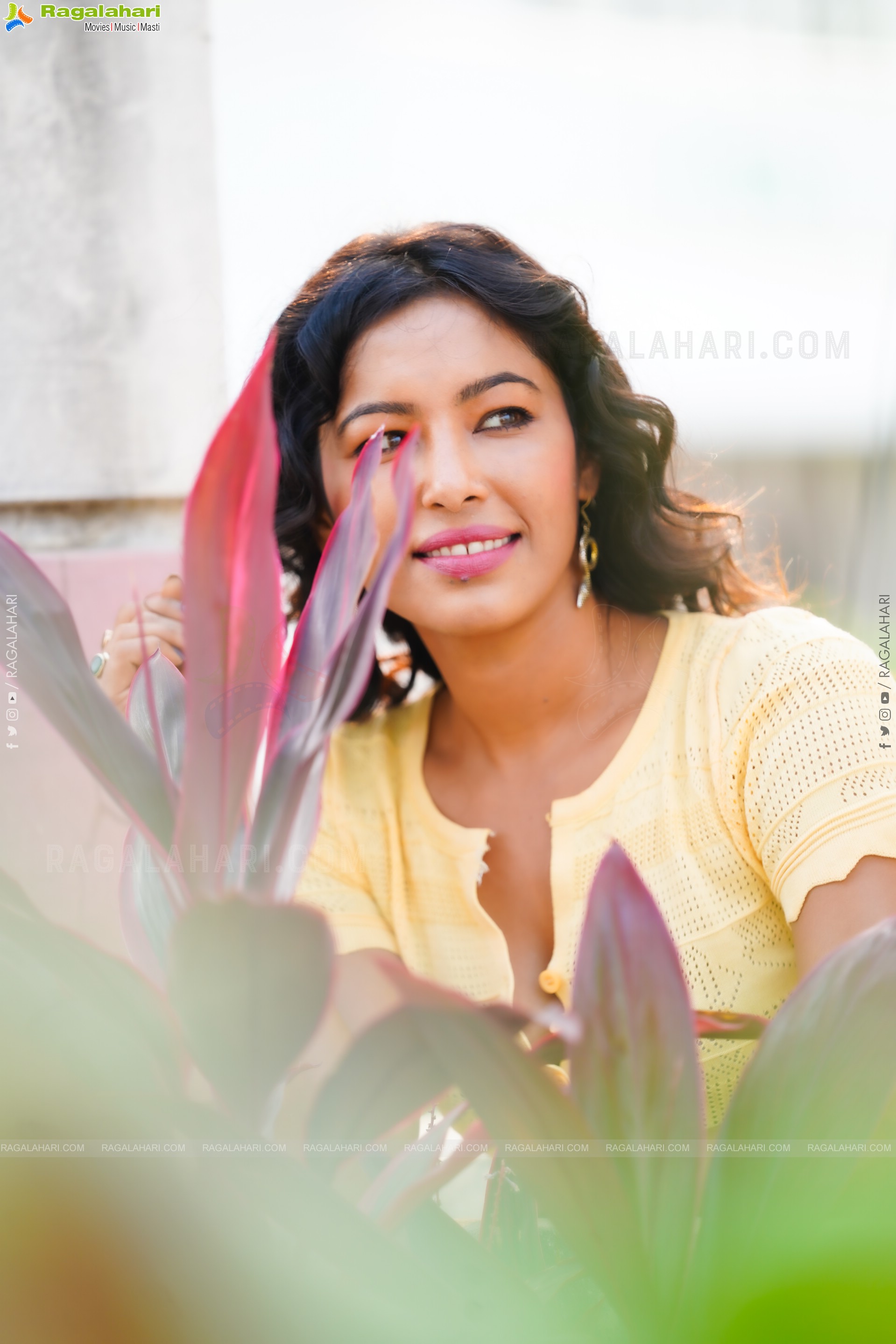 Ankita Bhattacharya in Yellow Crop Top and Jeans Pant, Exclusive Photoshoot