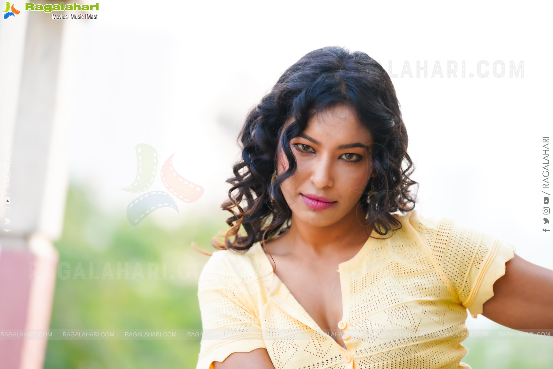 Ankita Bhattacharya in Yellow Crop Top and Jeans Pant, Exclusive Photoshoot