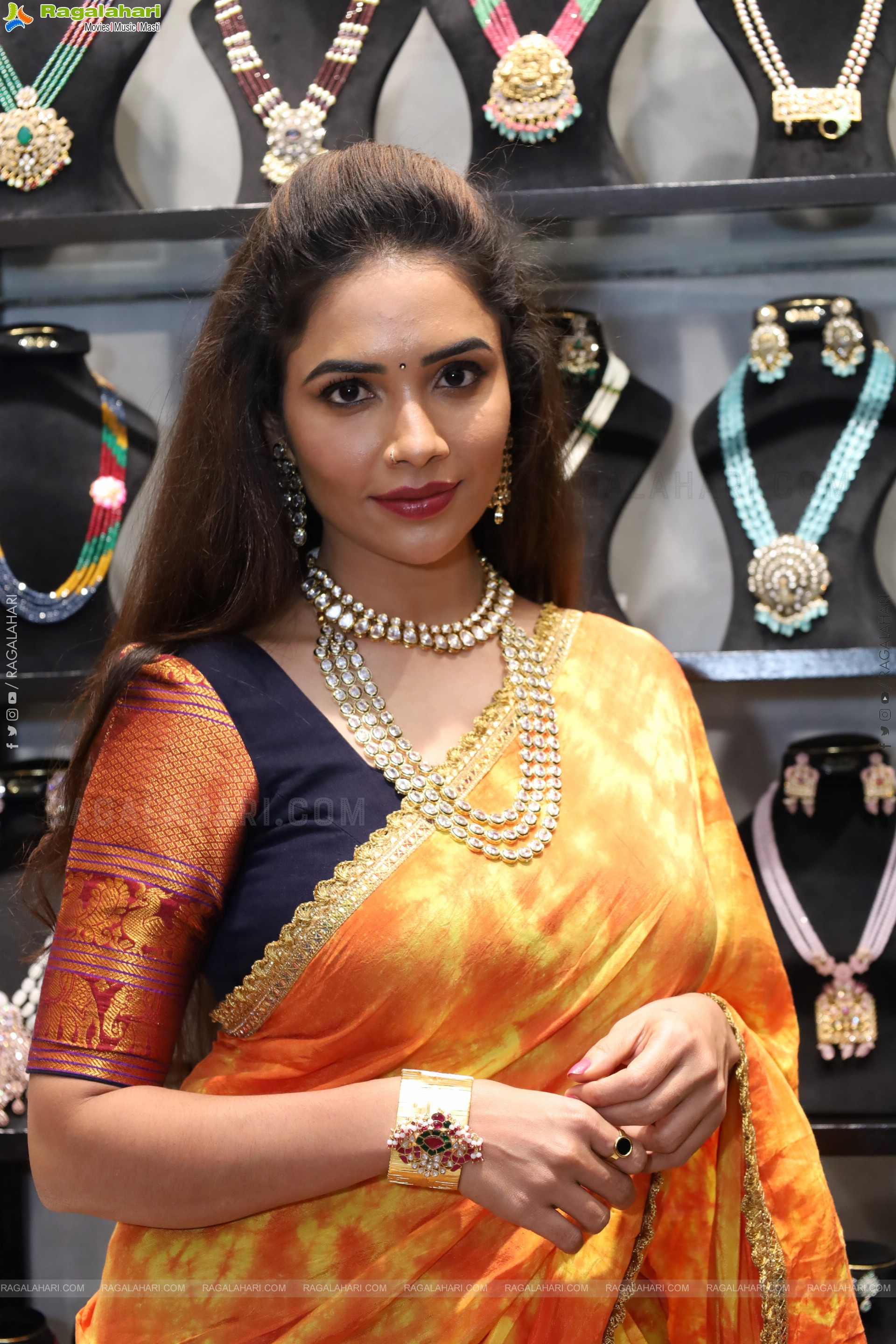 Abhilasha Poses with Jewellery, HD Gallery