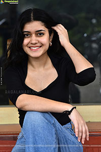 Aishwarya Sharma at Drinker Sai Pre-release Press Meet