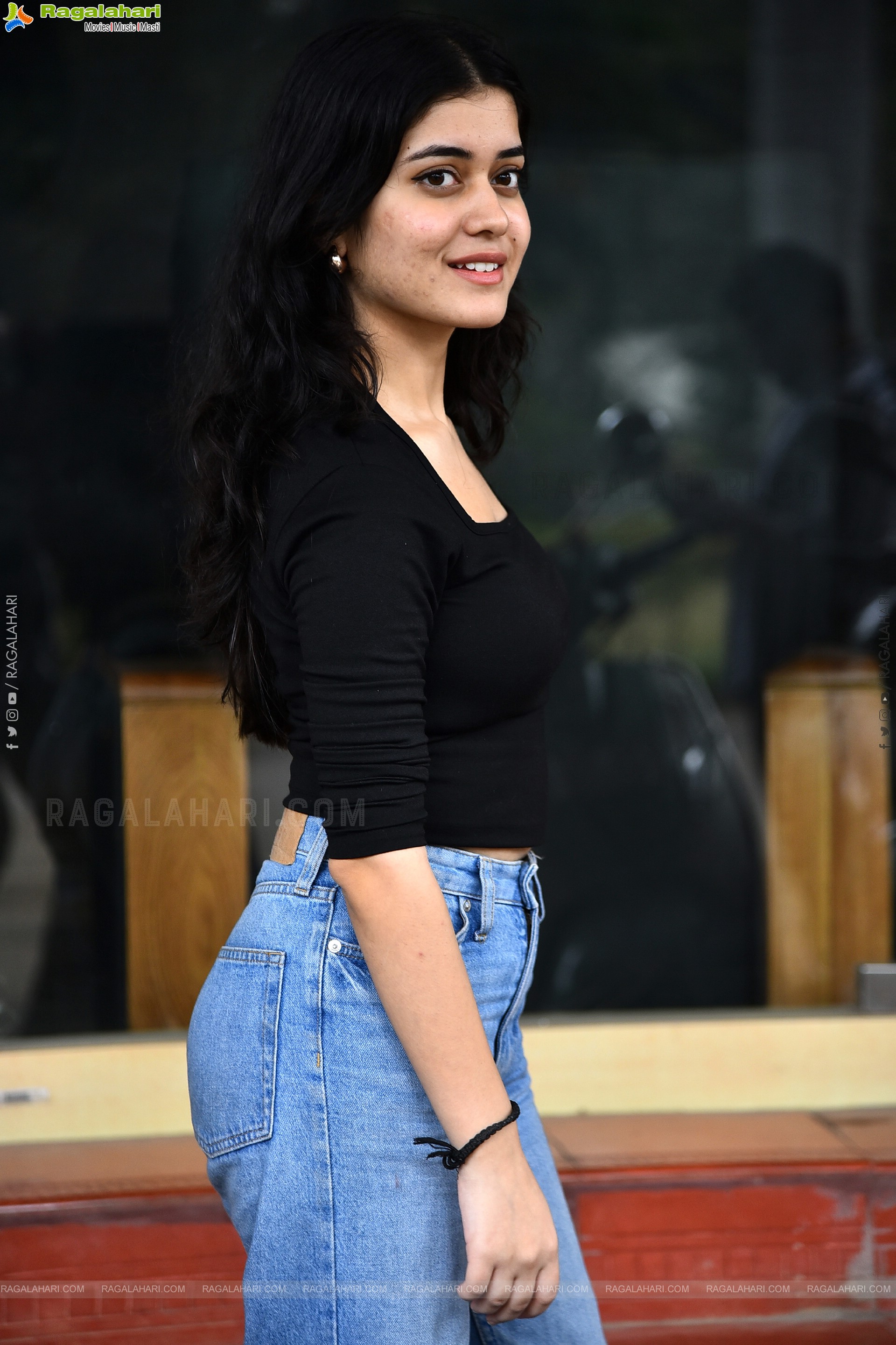 Aishwarya Sharma at Drinker Sai Pre-release Press Meet, HD Gallery