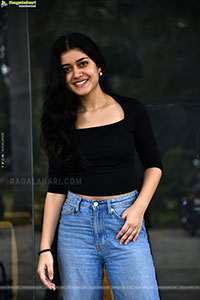 Aishwarya Sharma at Drinker Sai Pre-release Press Meet