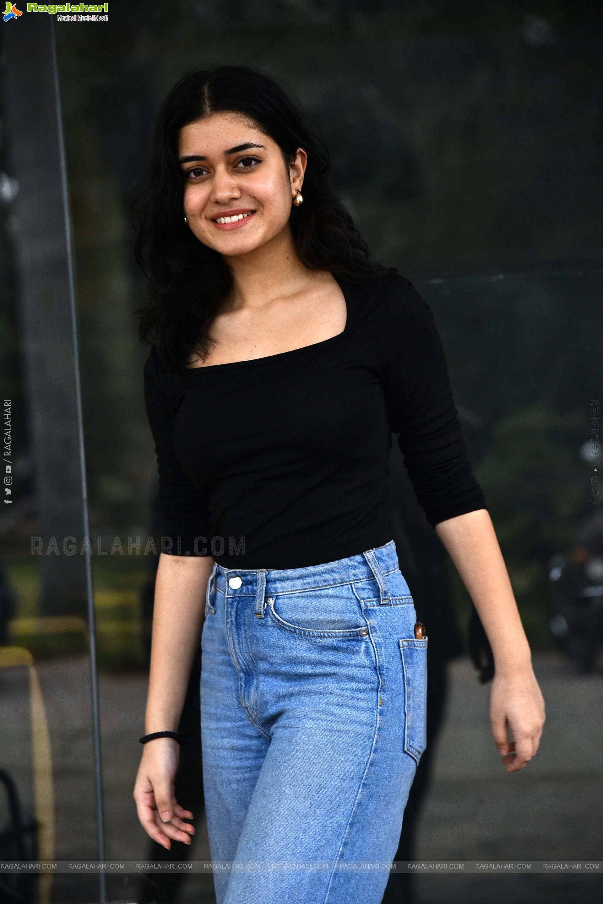 Aishwarya Sharma at Drinker Sai Pre-release Press Meet, HD Gallery