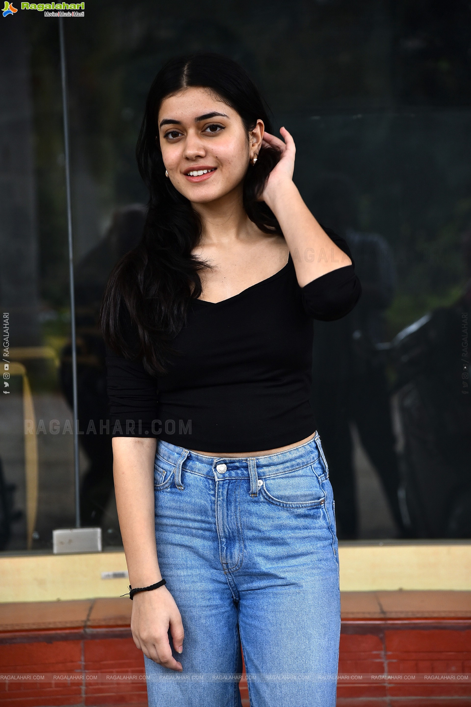 Aishwarya Sharma at Drinker Sai Pre-release Press Meet, HD Gallery