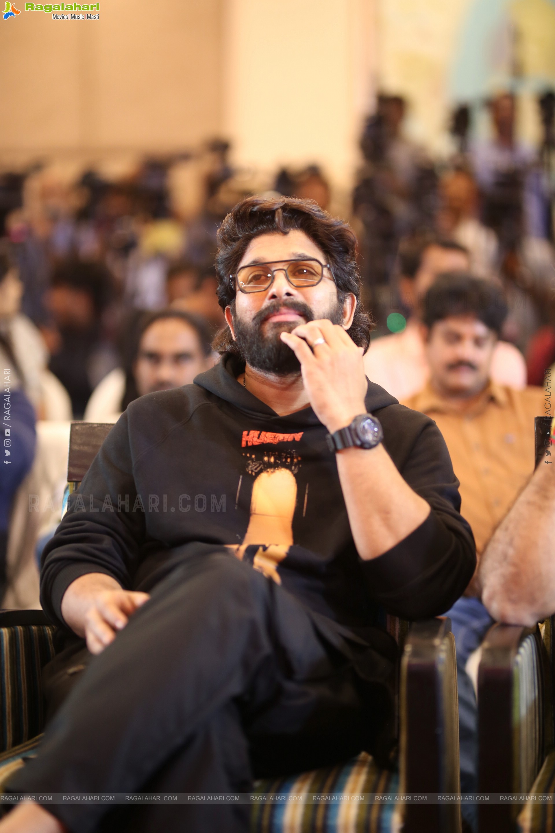 Allu Arjun at Pushpa 2 Movie Success Meet, HD Gallery