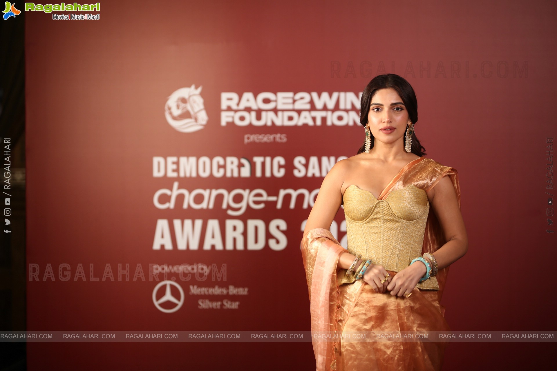 Bhumi Pednekar at Democratic Sangha Change-Maker Awards, HD Gallery