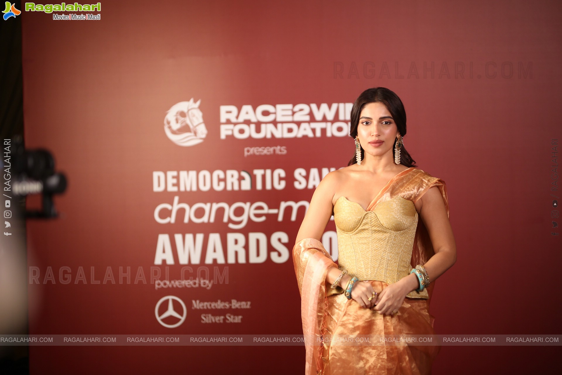 Bhumi Pednekar at Democratic Sangha Change-Maker Awards, HD Gallery