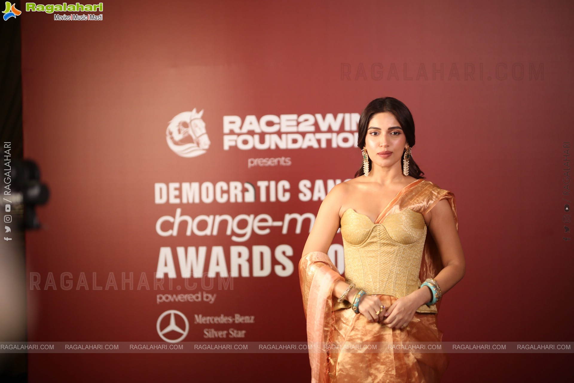 Bhumi Pednekar at Democratic Sangha Change-Maker Awards, HD Gallery