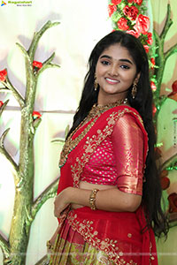 Gayathri Kothapalli Latest Stills, HD Gallery