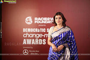 Hebah Patel at Democratic Sangha Change-Maker Awards