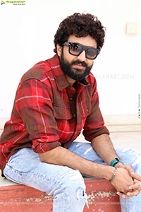 Hero Dharma at Drinker Sai Interview, HD Gallery