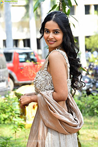 Meghna Mukherjee at Barabar Premistha Movie Teaser Launch