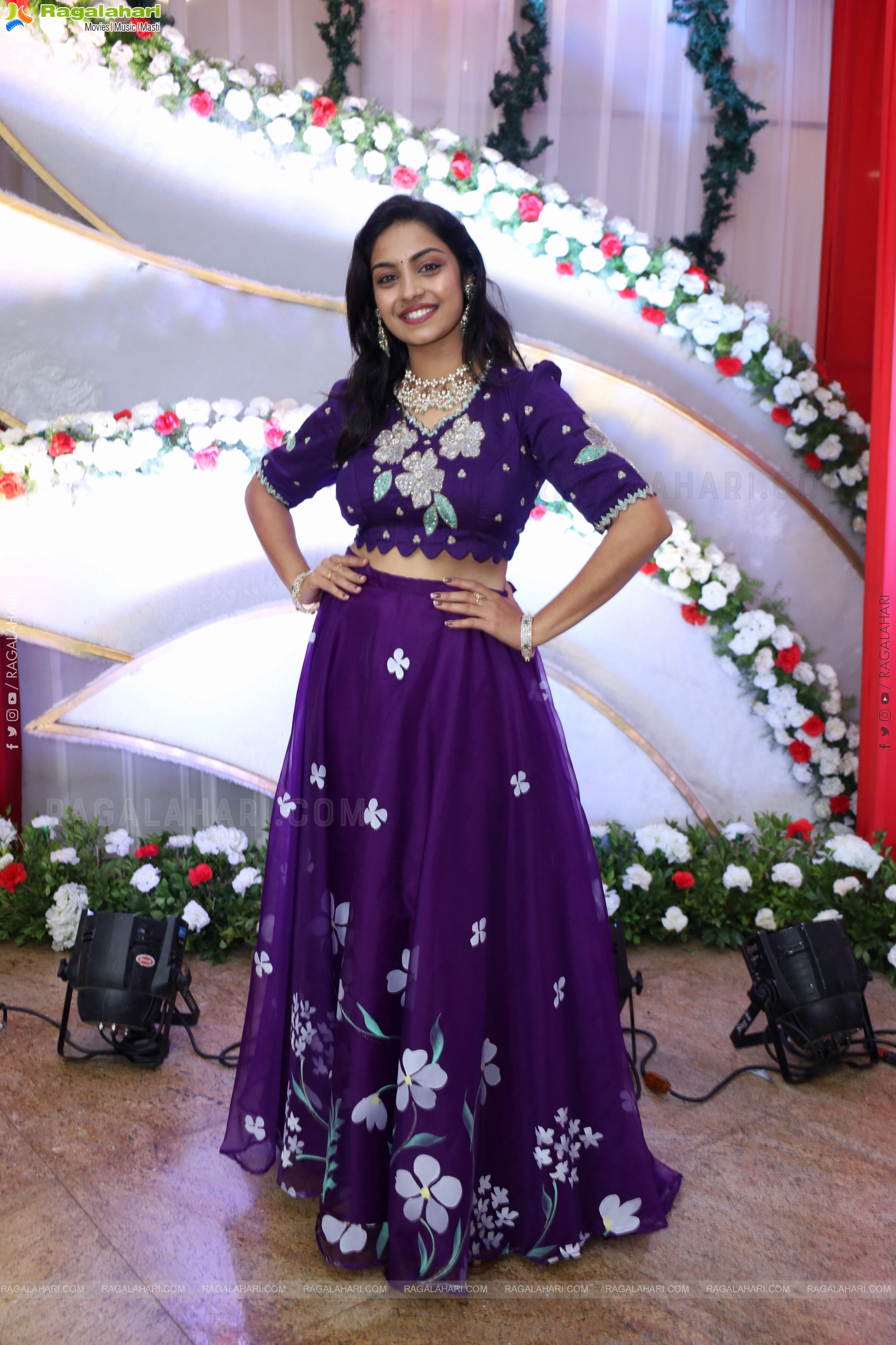 Mounika Latest Stills, HD Gallery